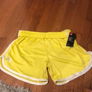 Never worn Under Amour athletic shorts